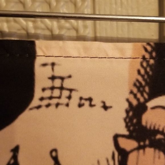 Wall Tapestry Pug Dogs Wearing Christmas Hats By Society 6 New Without Tags. - Picture 6 of 6